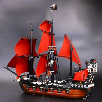 1207PCS Karibų jūros Piratai Blokai Žaislai Modelis Suderinamas su Black Pearl Laivo Plytų Žaislai Vaikams Berniukams 4