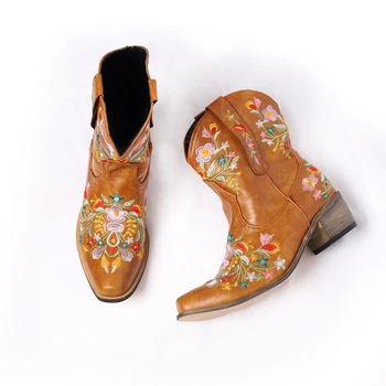 Retro kaubojaus batai Mažo Kulno, Rudenį, Žiemą Moterų Batai Kietas Britų išsiuvinėti Dizaino Vakarų Trumpi Batai Šalies bottes femmes 0