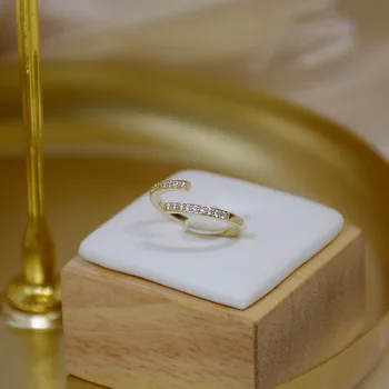 Subtilus Juvelyrikos 14K Aukso spalvos Reguliuojamo Kristalų Atidaryti Žiedai Moterims, Paprastas Stilius Kubinis Cirkonis Sužadėtuvių Žiedai