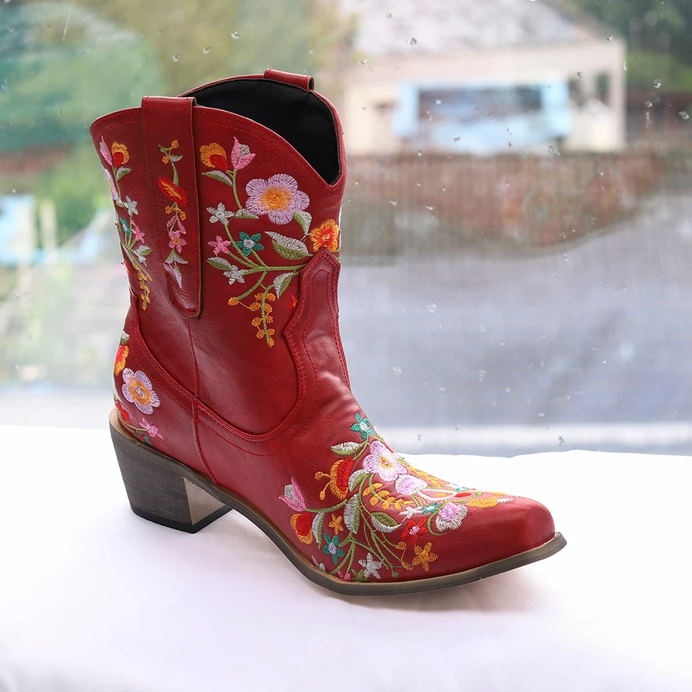 Retro kaubojaus batai Mažo Kulno, Rudenį, Žiemą Moterų Batai Kietas Britų išsiuvinėti Dizaino Vakarų Trumpi Batai Šalies bottes femmes 3